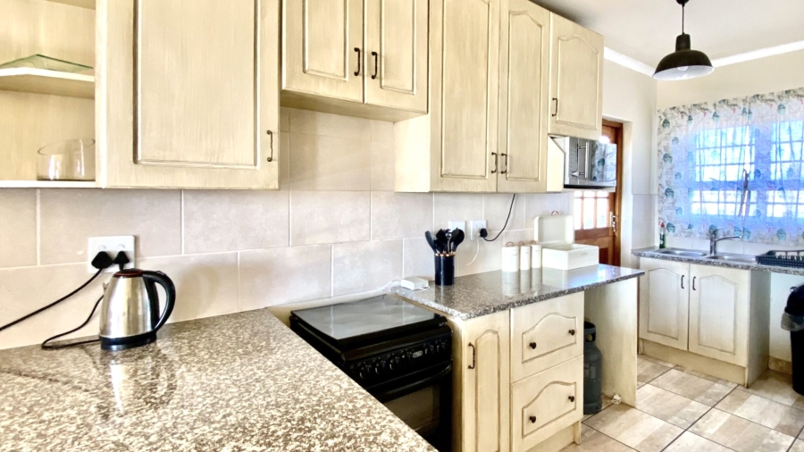 3 Bedroom Property for Sale in Laaiplek Western Cape